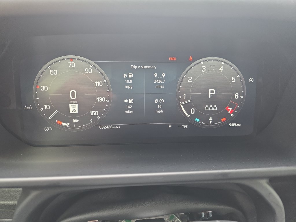 Certified 2025 Land Rover Defender 110 S AWD/4WD image 21