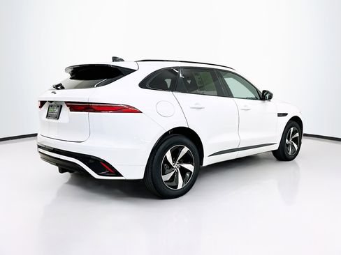 Used 2024 Jaguar F-PACE R-Dynamic S image 9