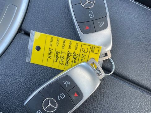 Used 2019 Mercedes-Benz C 300 4MATIC Sedan w/ Premium Package image 4