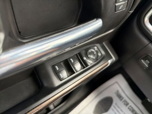 Used 2022 Chevrolet Silverado 1500 LT w/ Bed Protection Package image 18