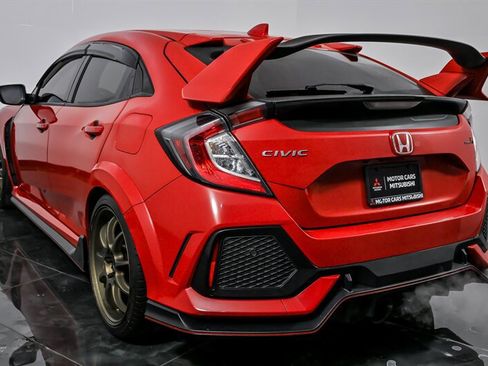 Used 2019 Honda Civic Type R image 8