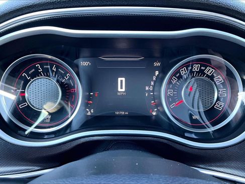 Used 2015 Dodge Challenger R/T Plus RWD image 20