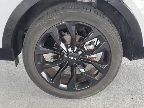 Used 2023 Kia Sorento SX image 7