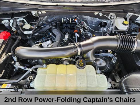 Used 2025 Ford Expedition Active image 22