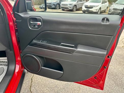 Used 2016 Jeep Patriot Sport w/ Power Value Group image 15