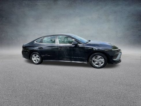 Used 2026 Hyundai Sonata SE FWD image 28
