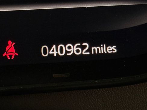 Used 2023 Land Rover Range Rover SE AWD/4WD image 19