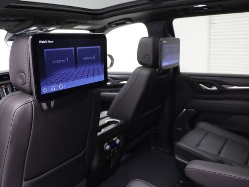 Used 2024 GMC Yukon XL Denali image 12