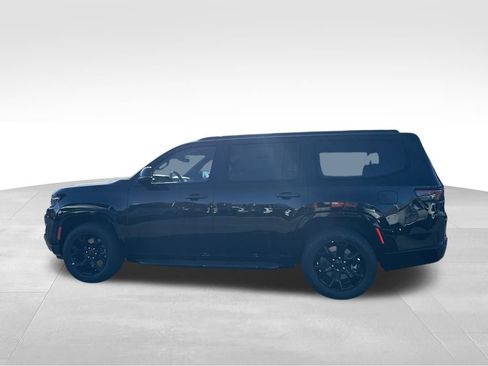 New 2025 Jeep Wagoneer Series II image 5