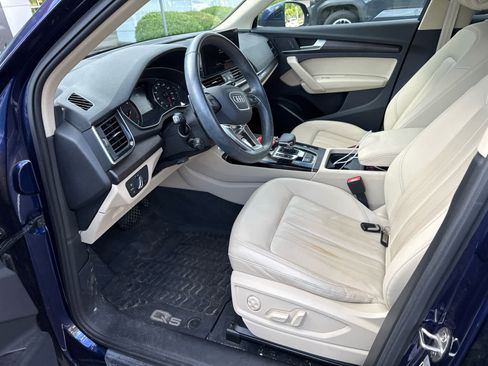 Used 2023 Audi Q5 2.0T Premium w/ Convenience Package AWD/4WD image 6