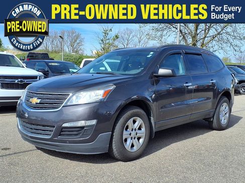 Used 2013 Chevrolet Traverse LS FWD image 1