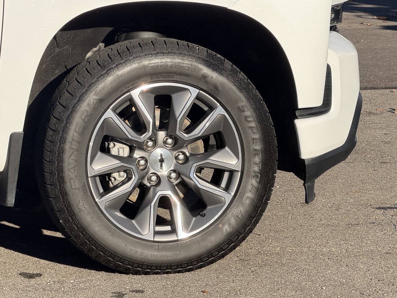 Used 2019 Chevrolet Silverado 1500 RST AWD/4WD image 42