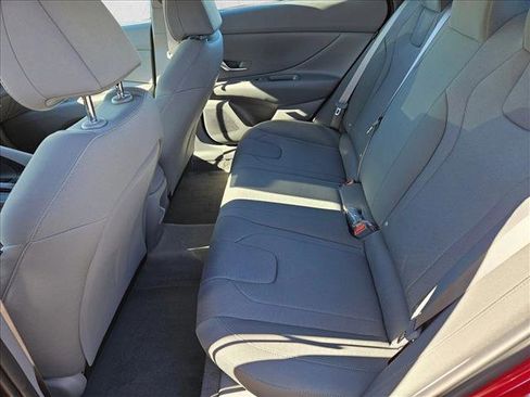 New 2026 Hyundai Elantra SE image 10