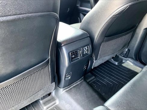 Used 2018 Toyota 4Runner TRD Off-Road Premium AWD/4WD image 22