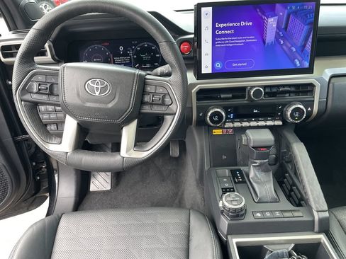 Used 2024 Toyota Tacoma TRD Off-Road w/ TRD Off Road Premium Package AWD/4WD image 15