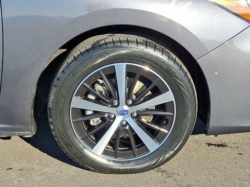 Used 2019 Subaru Impreza 2.0i Premium image 8