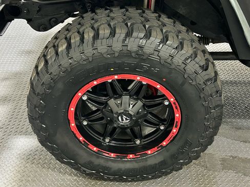 Used 2006 Jeep Wrangler Unlimited AWD/4WD image 19