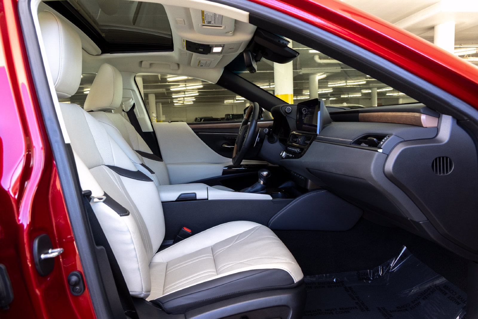 Used 2024 Lexus ES 300h w/ Technology Package FWD image 28