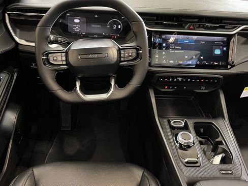 New 2026 Jeep Cherokee Overland AWD/4WD image 25