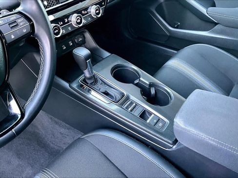 Used 2025 Honda Civic Sport image 17