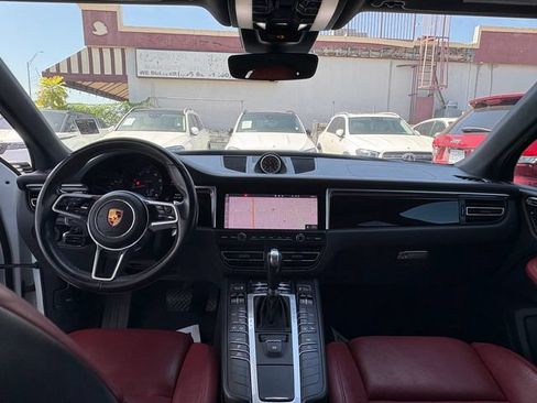 Used 2020 Porsche Macan AWD/4WD image 20
