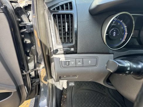 Used 2011 Hyundai Sonata Limited w/ Navigation Pkg 5 FWD image 22