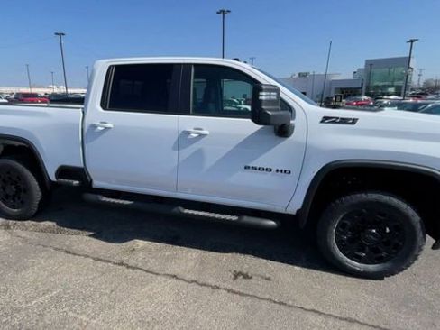 New 2026 Chevrolet Silverado 2500 LT w/ All Star Edition AWD/4WD image 3