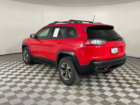 Used 2019 Jeep Cherokee Trailhawk AWD/4WD image 23