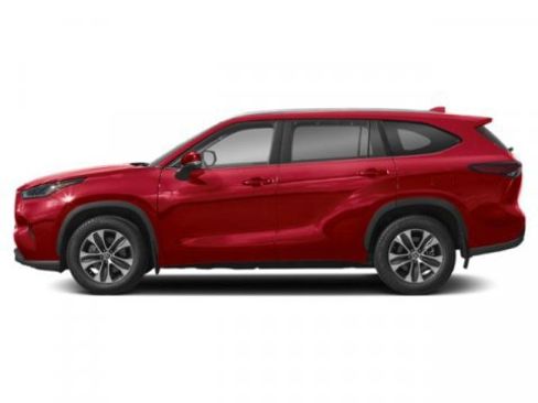 New 2026 Toyota Highlander XLE image 3