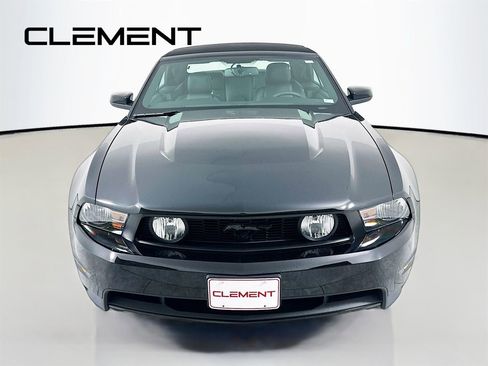 Used 2010 Ford Mustang GT RWD image 3
