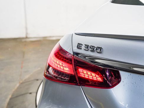 Used 2022 Mercedes-Benz E 350 Sedan w/ Driver Assistance Package image 11