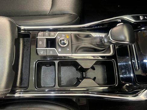 Certified 2022 Kia Sorento SX AWD/4WD image 24