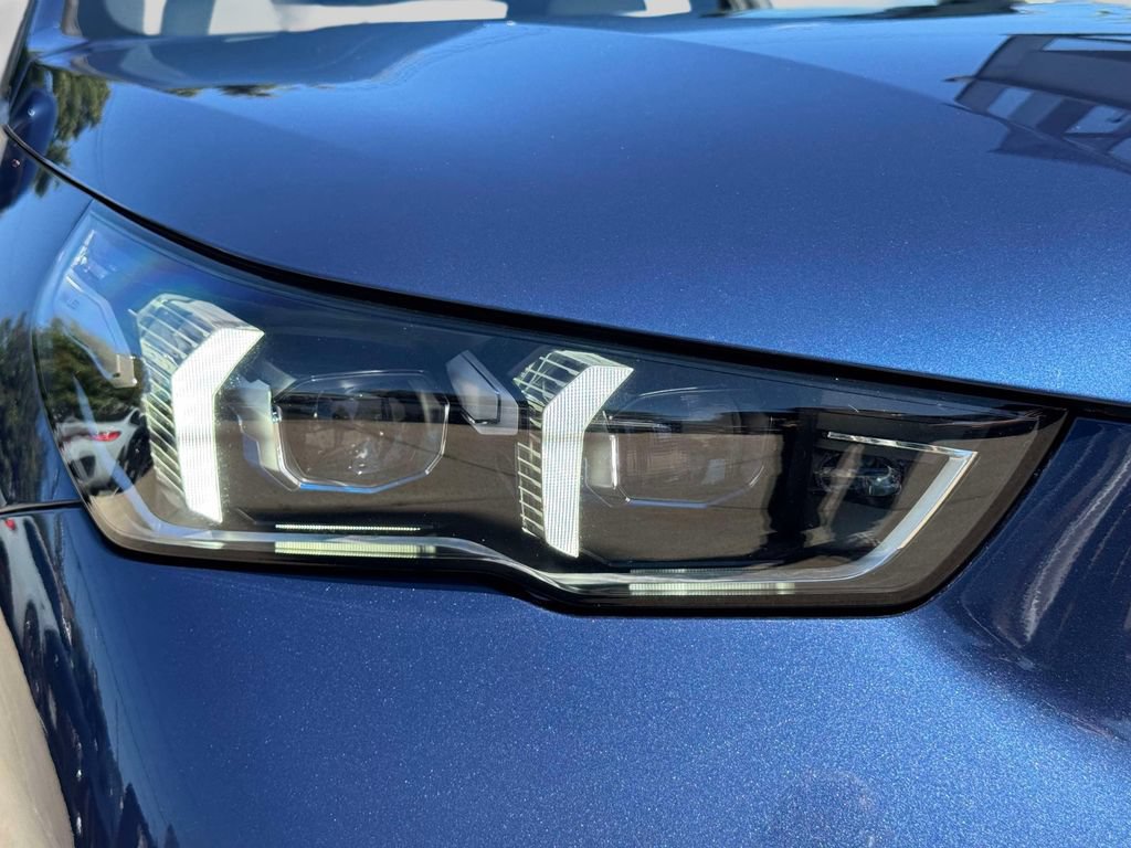 Certified 2024 BMW 530i xDrive w/ Premium Package AWD/4WD image 9