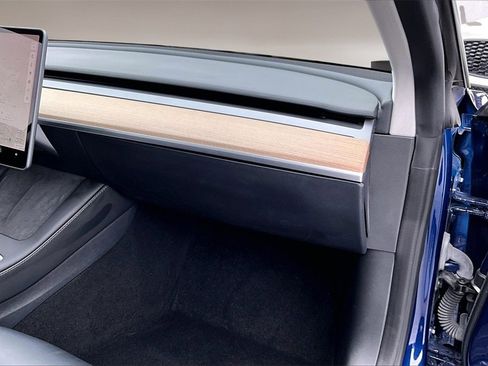 Used 2023 Tesla Model 3 Standard Range image 23