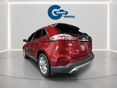Used 2019 Ford Edge Titanium w/ Cold Weather Package AWD/4WD image 10