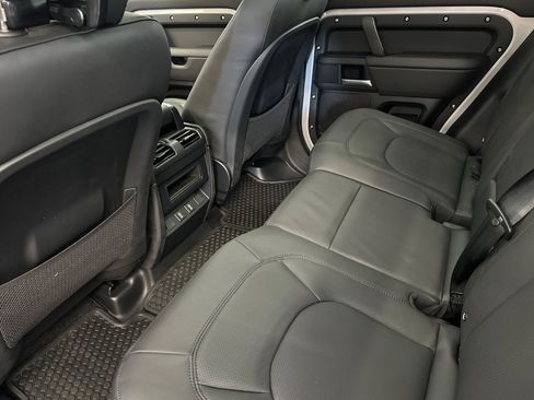 New 2026 Land Rover Defender 110 X-Dynamic SE image 16