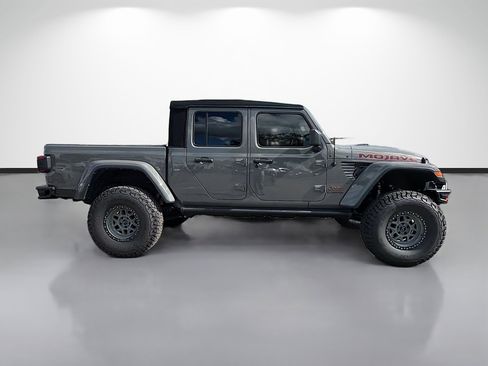 Used 2022 Jeep Gladiator Mojave image 2