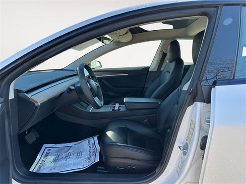 Used 2022 Tesla Model 3 Long Range image 9