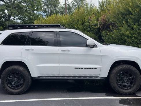 Used 2020 Jeep Grand Cherokee High Altitude AWD/4WD image 5