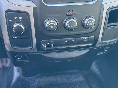 Used 2017 RAM 2500 Tradesman w/ Chrome Appearance Group image 21