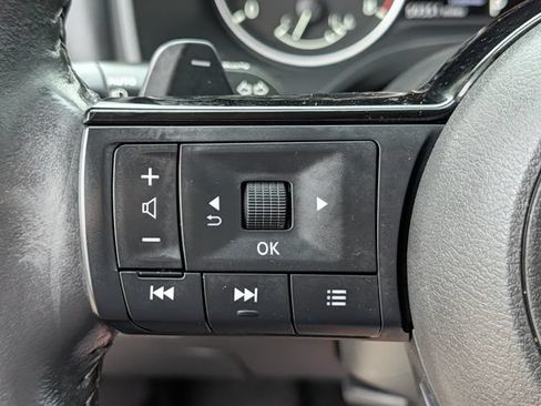 Used 2023 Nissan Rogue SL w/ SL Premium Package FWD image 20