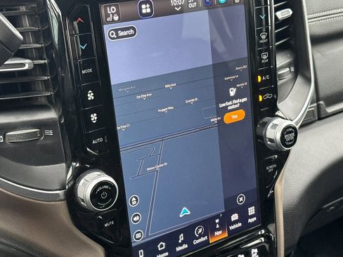 Used 2024 RAM 2500 Laramie image 18