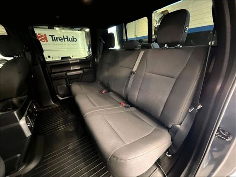 Used 2018 Ford F150 XLT w/ Equipment Group 302A Luxury AWD/4WD image 15