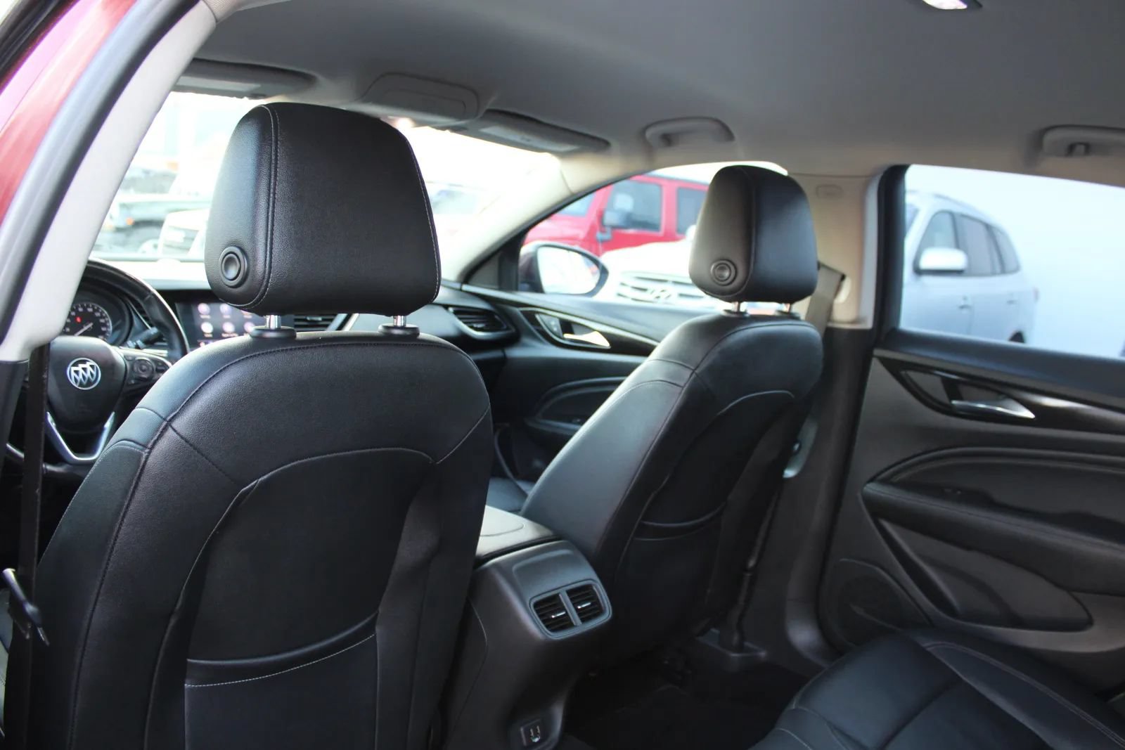 Used 2019 Buick Regal Essence FWD image 24