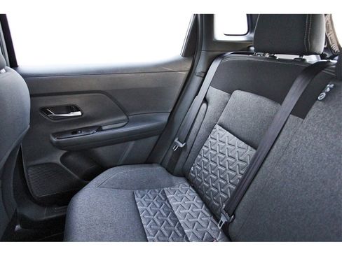 New 2026 Nissan Kicks SV image 9