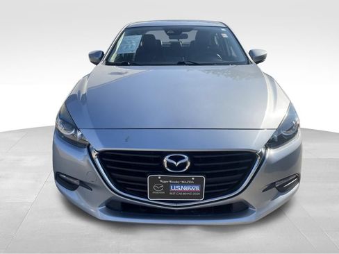 Used 2018 MAZDA MAZDA3 Touring FWD image 2