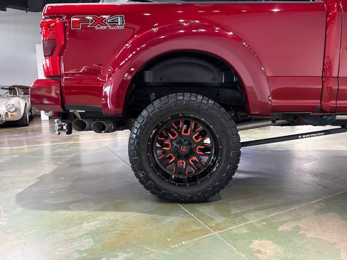 Used 2019 Ford F250 Limited w/ FX4 Off-Road Package image 9
