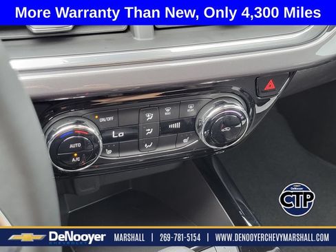 Used 2025 Chevrolet Trax ACTIV FWD image 19