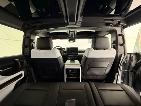 Used 2024 GMC Hummer EV 3X image 27