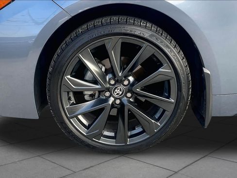 Used 2024 Toyota Corolla SE FWD image 11